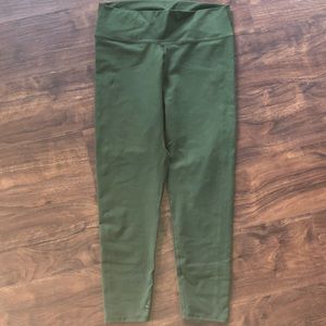 Fabletics | Army green workout leggings